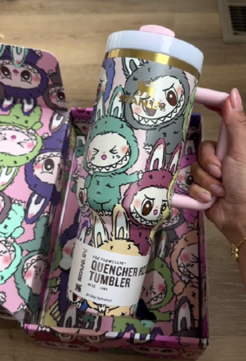 Limitierte Edition: Labubu Stanley 40 oz Tumbler + GRATIS Geschenkbox